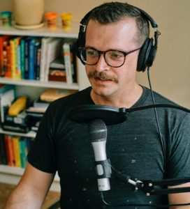 why podcast what is a podcast how does podcast work why podcasting is the future why podcast is important